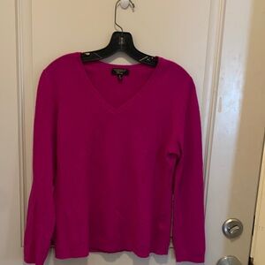 Charter Club Women's Fuchsia V-Neck 100%Cashmere Sweater Size M